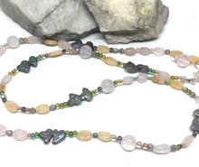 Load image into Gallery viewer, Necklace